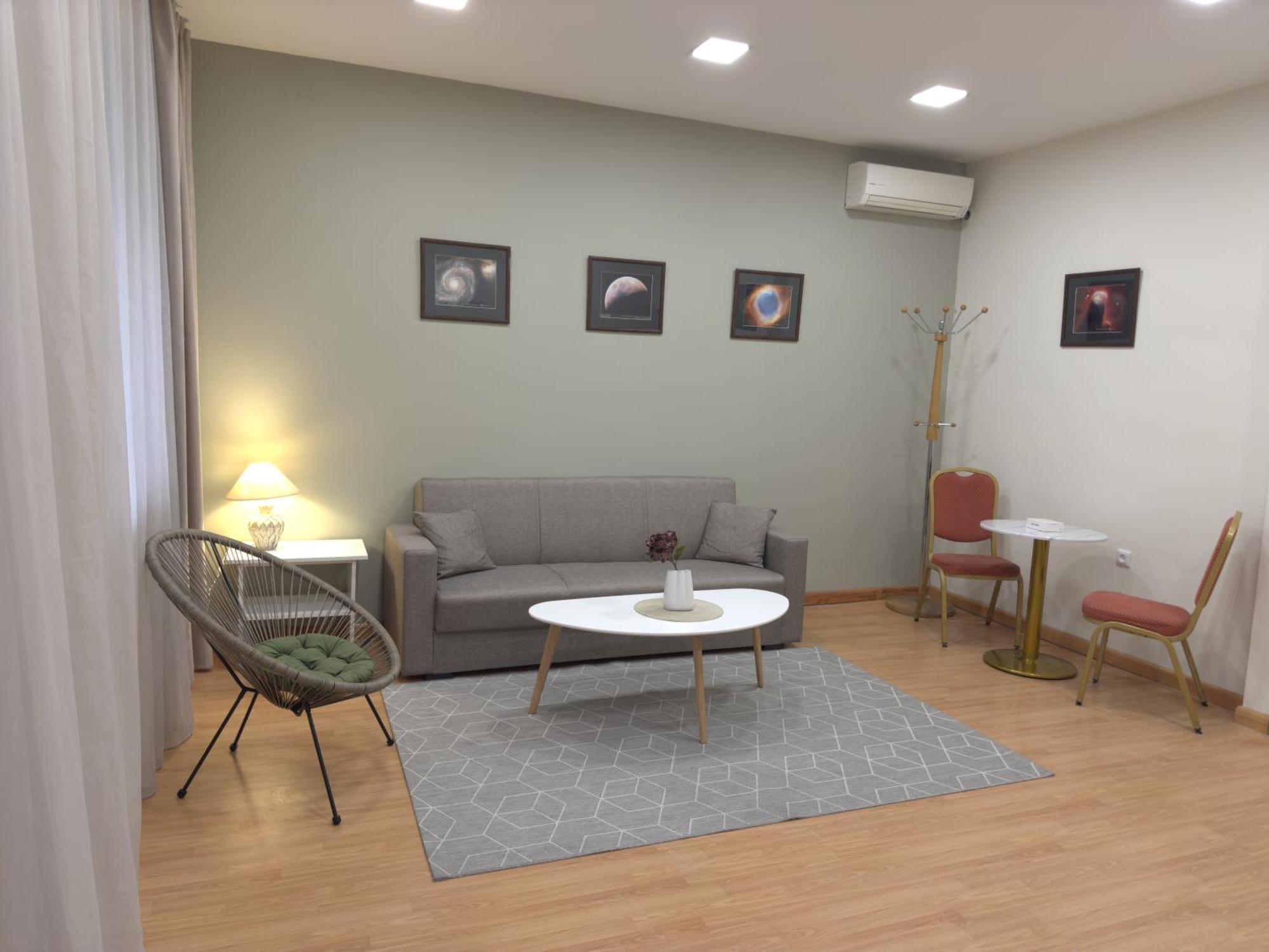 Rest Apartments By Nava Hotel エレバン エクステリア 写真